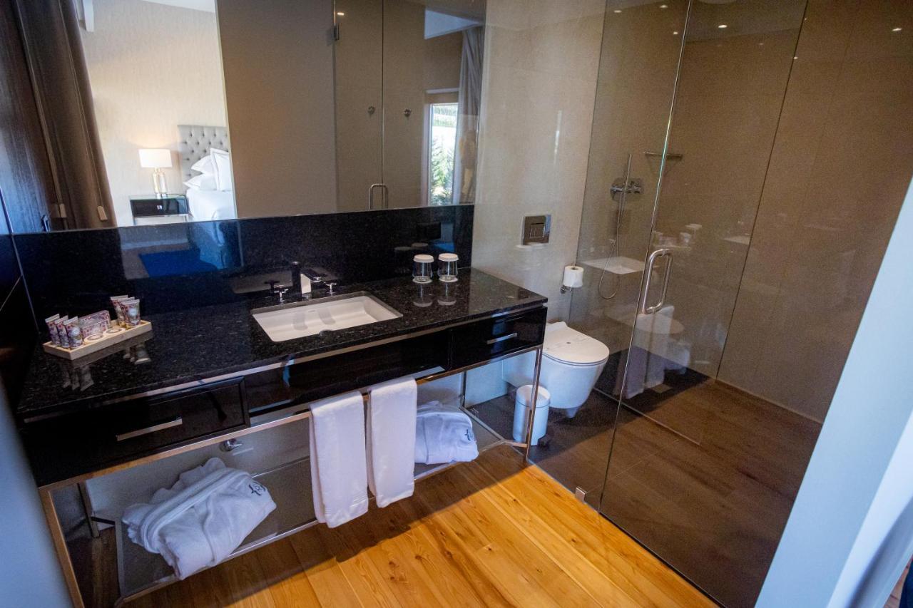 Solar Do Requeijo By Luna Hotels & Resorts Arcos de Valdevez Esterno foto Bathroom