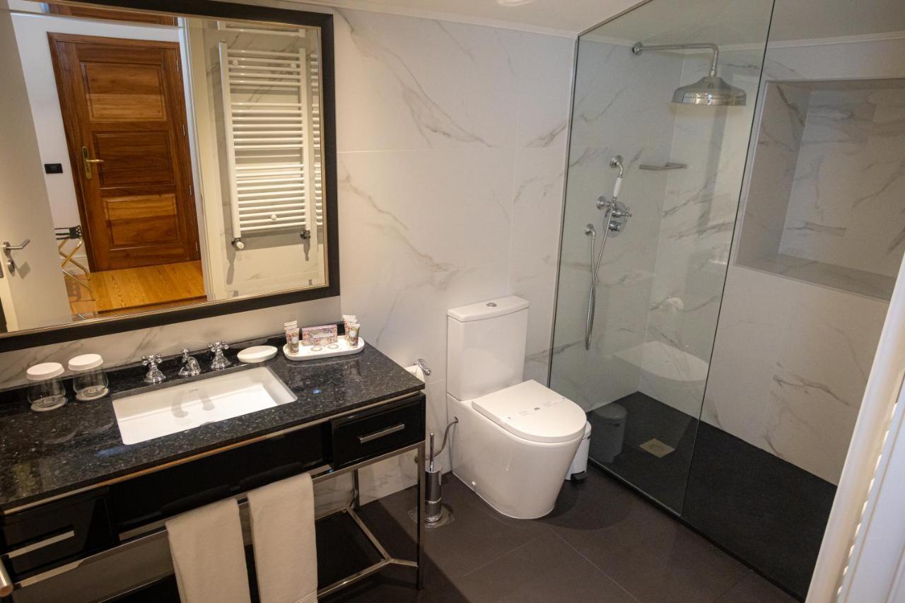 Solar Do Requeijo By Luna Hotels & Resorts Arcos de Valdevez Esterno foto Bathroom