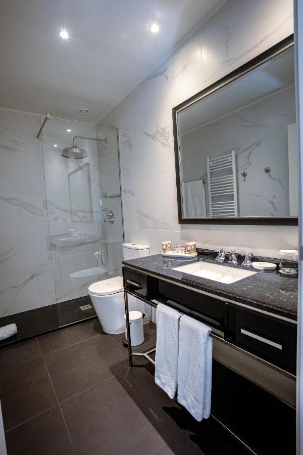 Solar Do Requeijo By Luna Hotels & Resorts Arcos de Valdevez Esterno foto Bathroom