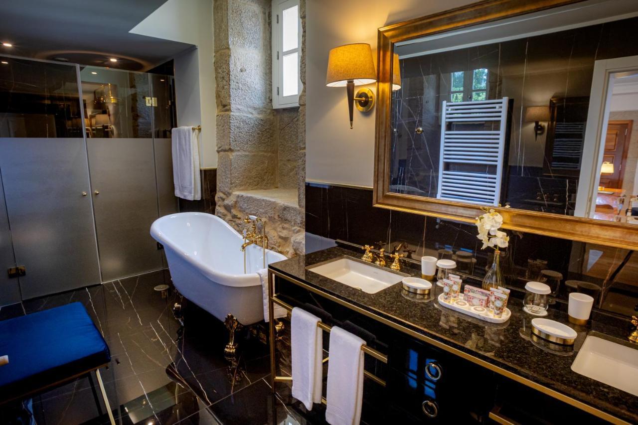 Solar Do Requeijo By Luna Hotels & Resorts Arcos de Valdevez Esterno foto Bathroom