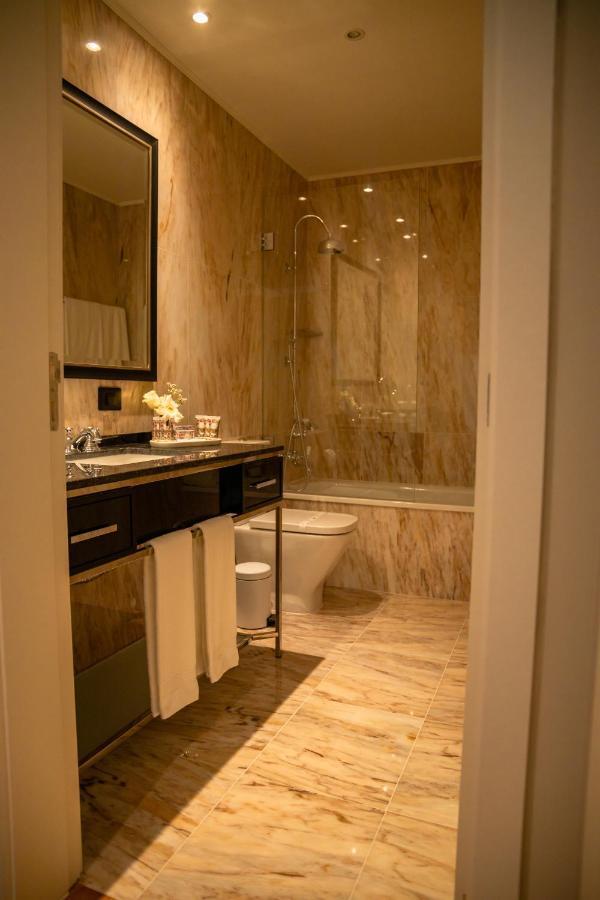 Solar Do Requeijo By Luna Hotels & Resorts Arcos de Valdevez Esterno foto Bathroom