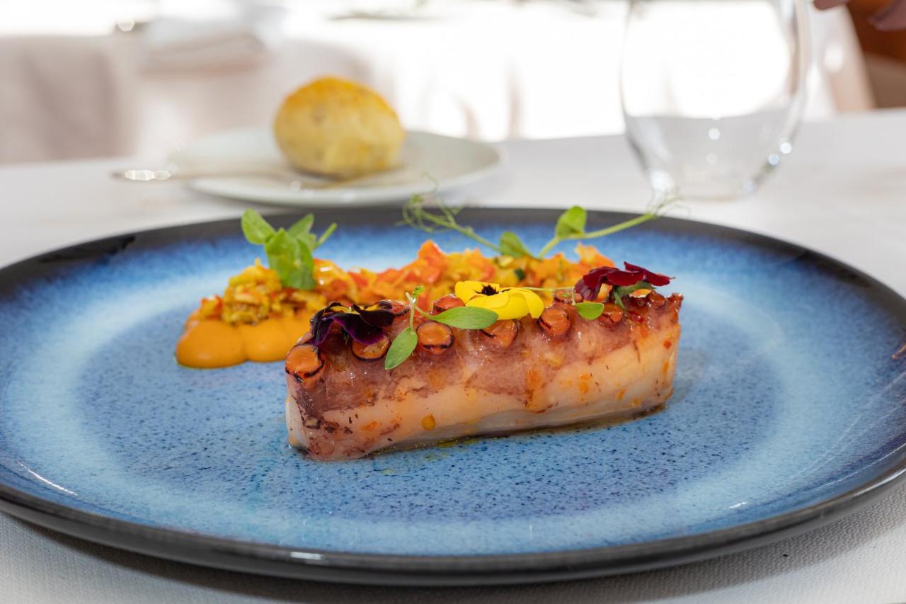 Solar Do Requeijo By Luna Hotels & Resorts Arcos de Valdevez Esterno foto A modern Spanish tapa